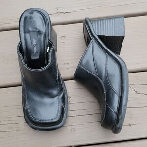 Vintage 90s y2k Bratz Black Vegan Faux Leather Super Chunky Square Toe Mules 7.5